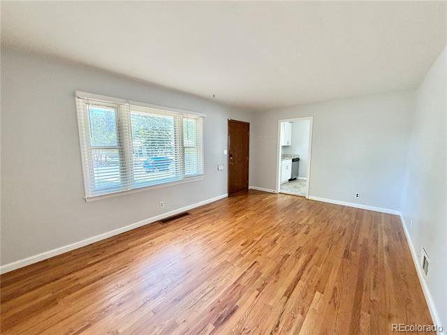Building Photo - 2216 Elmira St