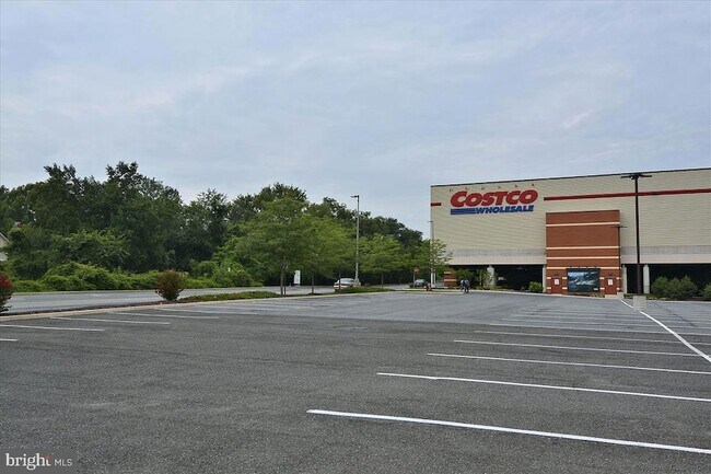 Building Photo - 1806 Arcola Ave