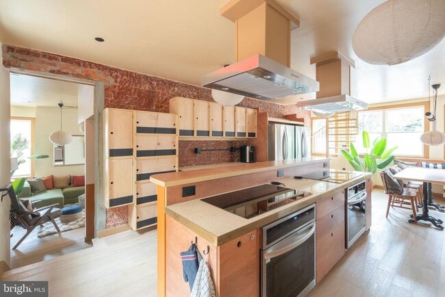 Building Photo - 2021 4th St NW