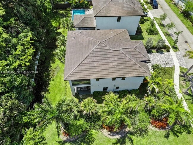 Building Photo - 12120 Rhino Oaks Dr