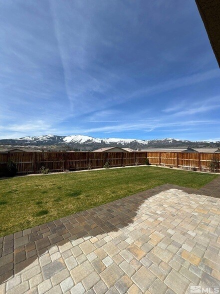 Building Photo - 8370 Simsbury Dr