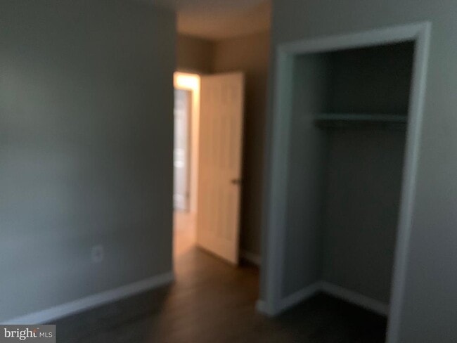 Building Photo - 203 E Penn Ave