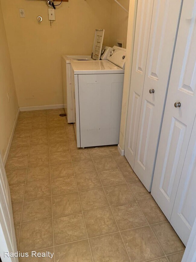 Building Photo - 2 br, 2 bath House - 6 Monarch Trace Ct #105