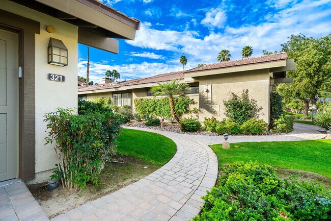 Building Photo - 321 Bouquet Canyon Dr