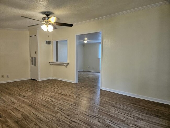 Building Photo - 7910 Carrie Ln