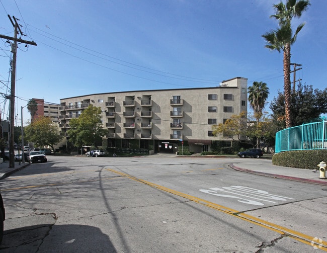 Building Photo - Fourth Street Apartments