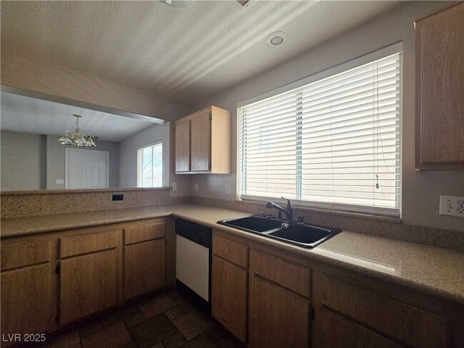 Building Photo - 40 Belle La Blanc Ave