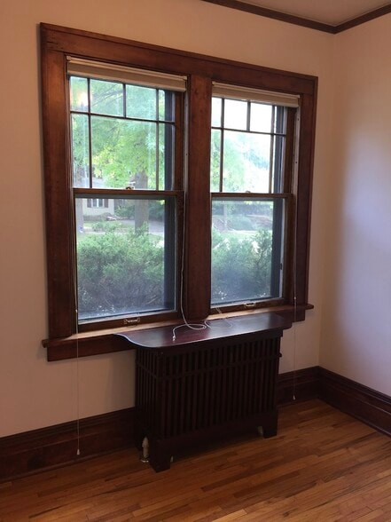 2nd Bedroom2 - 707 W 44th St