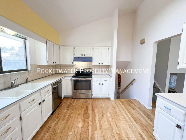 Building Photo - 5452 Blackhawk Rd