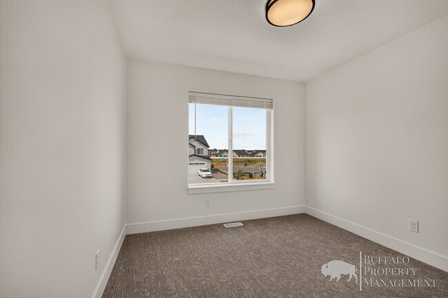 Building Photo - 670 S 2315 W