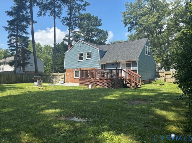 Building Photo - 1511 Charrington Dr