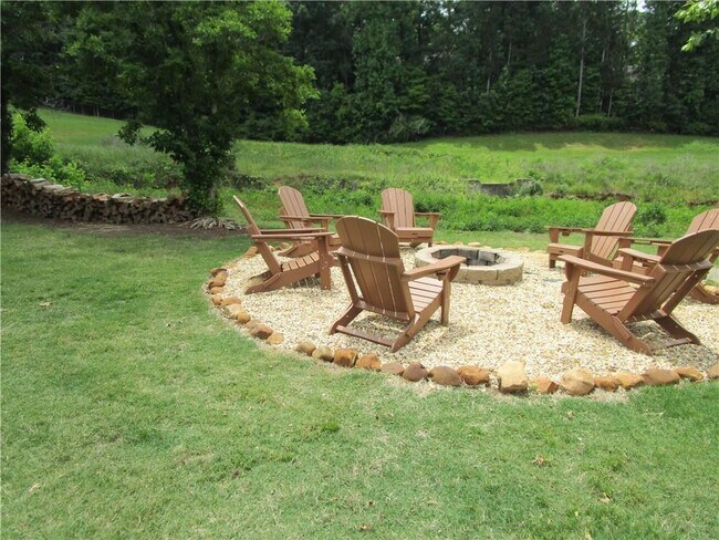Building Photo - 4003 Wingate Way
