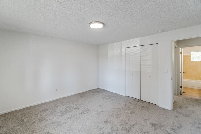 Building Photo - Gorgeous Single Family Home in Spokane's S...