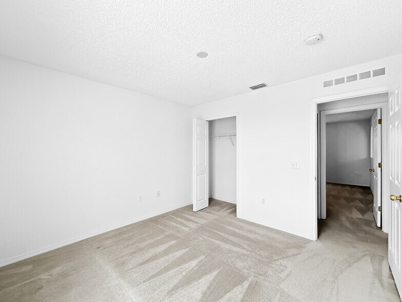 Building Photo - 1035 Ronlin St