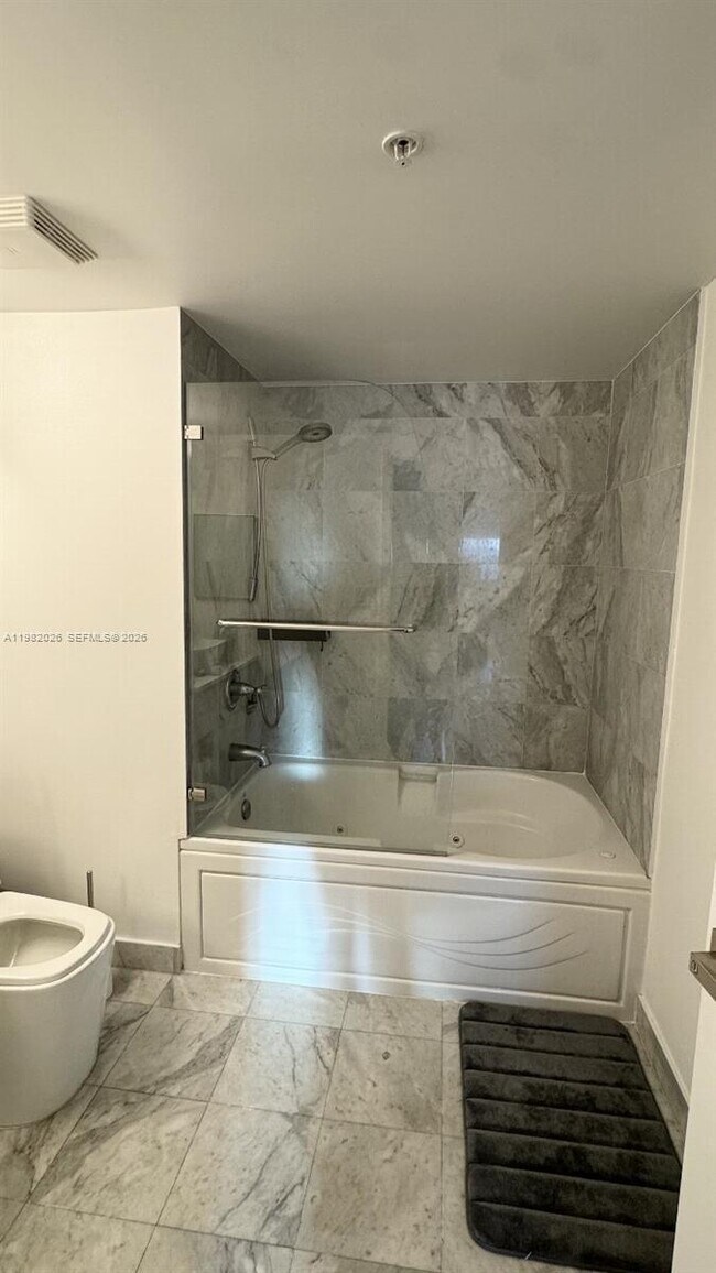 Building Photo - 31 SE 5th St