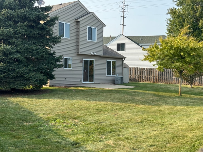 Building Photo - 6 Lansbury Ct