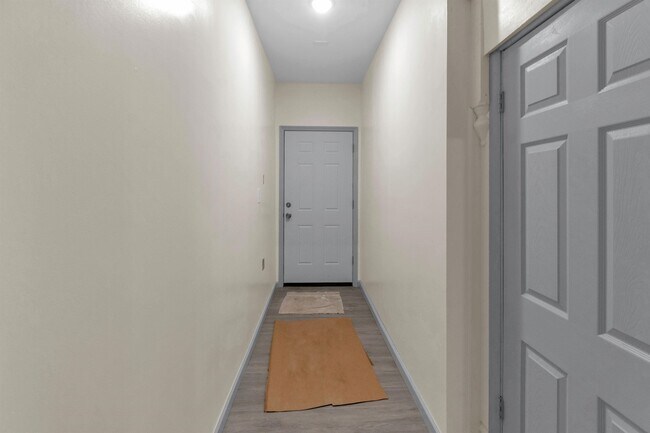 Building Photo - 181-183-183 N 6th St