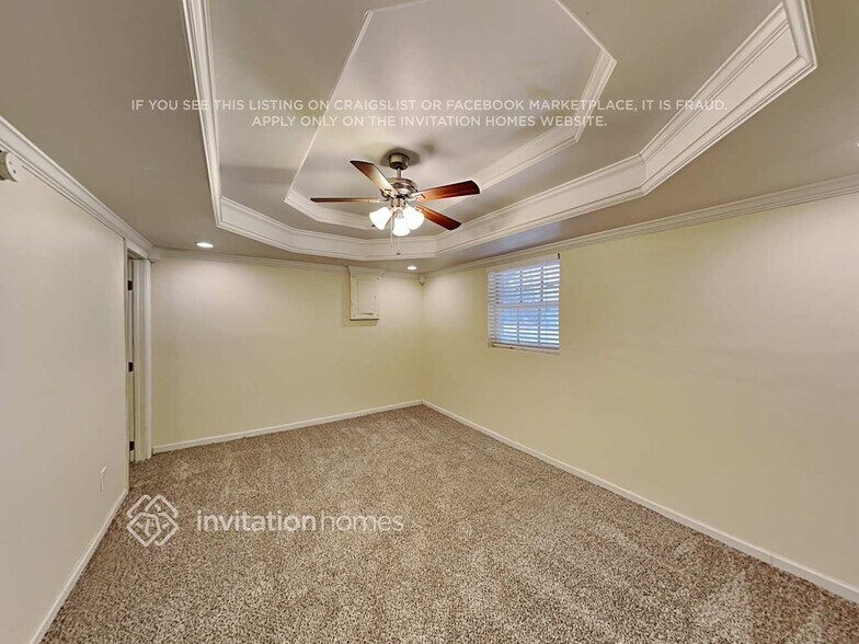 Building Photo - 1379 Hidden Cir