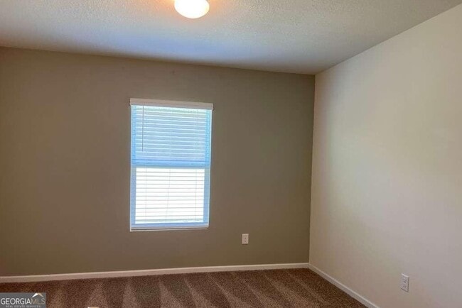 Building Photo - 126 Brooklet Cir