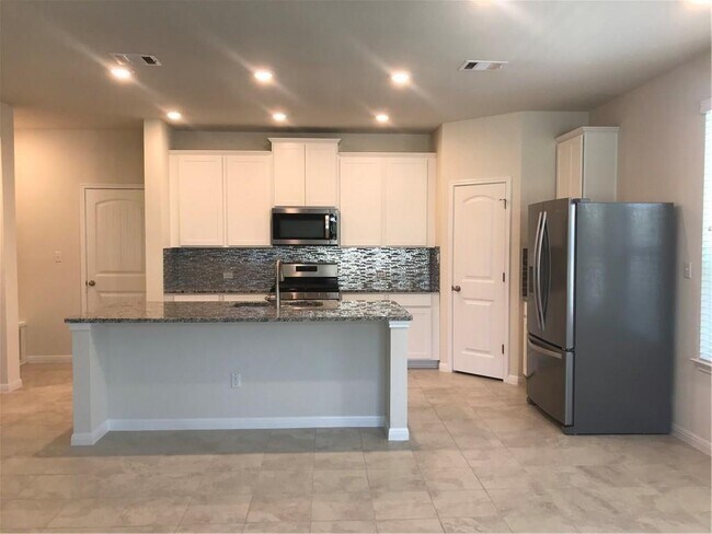 Building Photo - 115 Iron Rail Rd