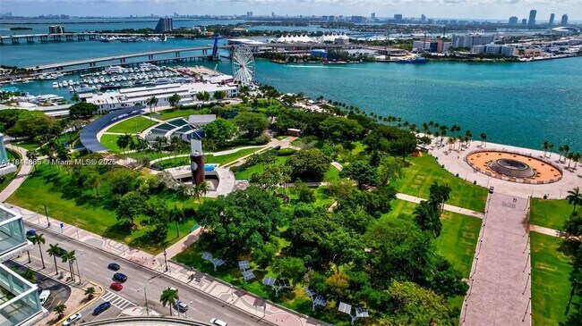 Building Photo - 50 Biscayne Blvd