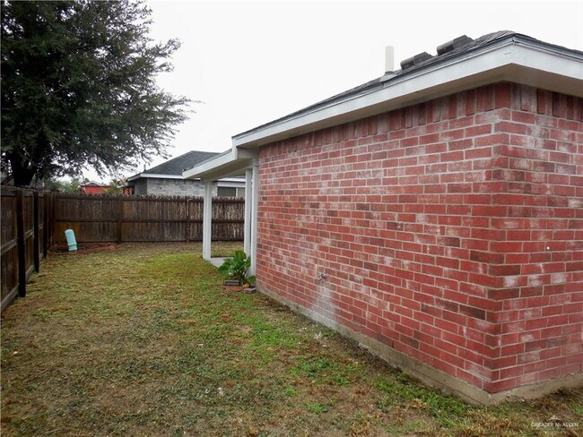 Building Photo - 4220 Eagle Ave