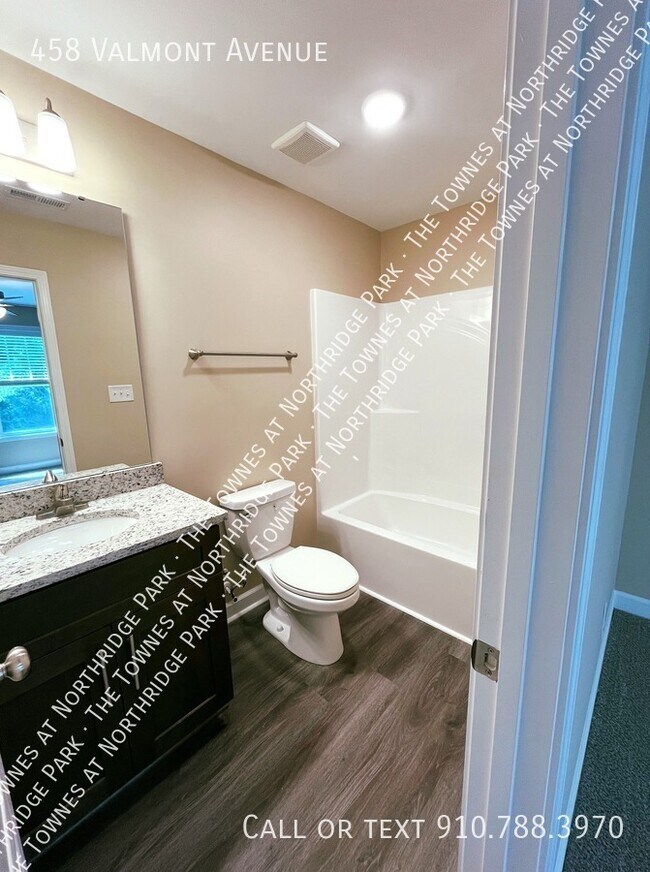 Building Photo - 458 Valmont Ave