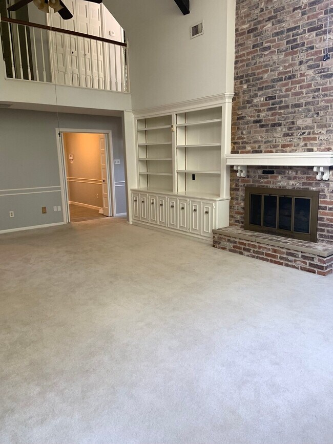 Building Photo - 3123 Bonney Briar Dr