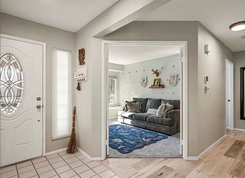 Building Photo - 29827 Camino Cristal