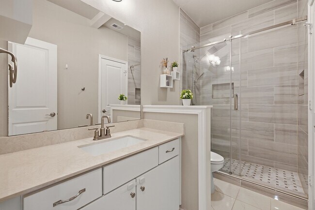 Building Photo - 32080 August Woods Wy