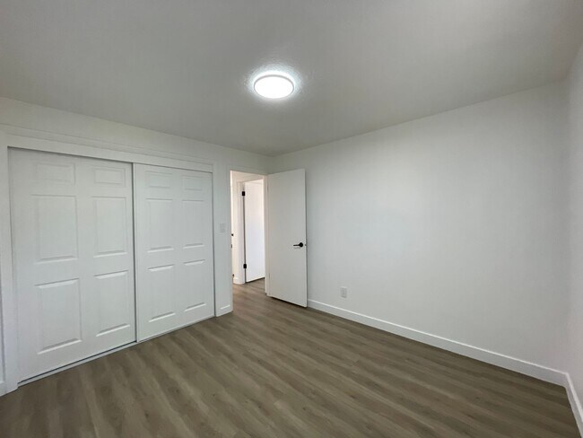 Building Photo - Beautifully Remodeled 2-Bedroom Duplex by Provo River Trail