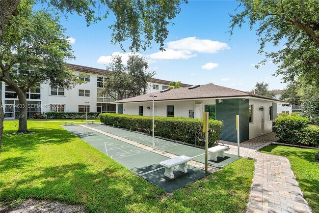 Building Photo - 1501 S Ocean Blvd