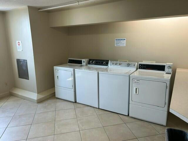 Building Photo - 1131 Stringers Ridge Rd