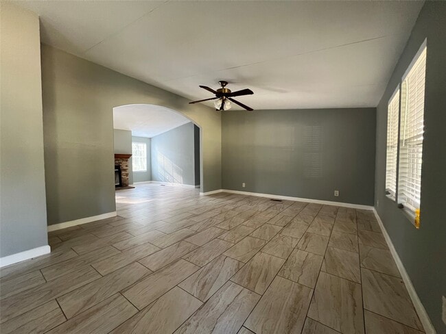 Building Photo - 66 McFaddin Rd