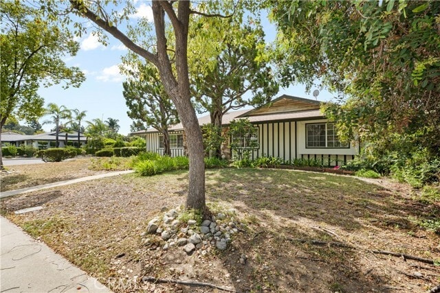 Building Photo - 702 Scripps Dr