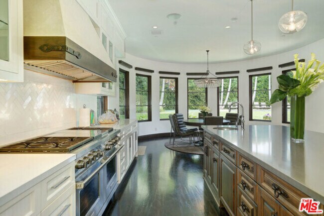 Building Photo - 12179 Leven Ln