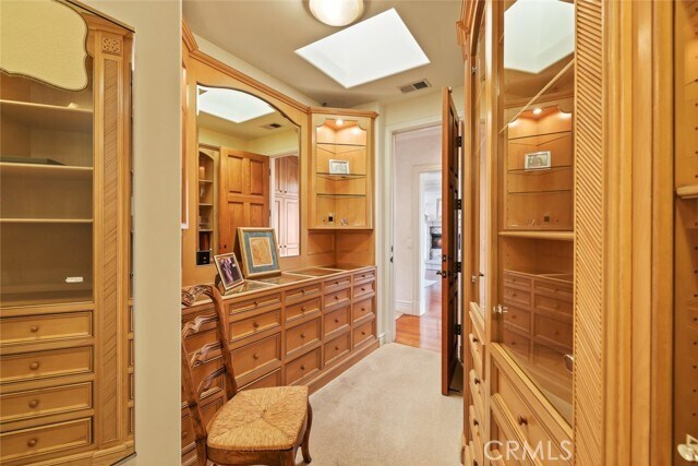 Building Photo - 108 Kings Pl