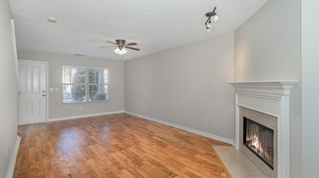 Building Photo - 708 Flintlock Ct