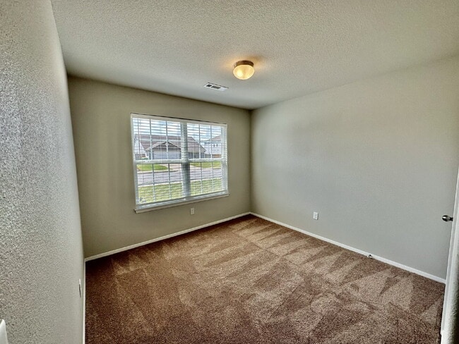 Building Photo - 1600 Scotland Dr