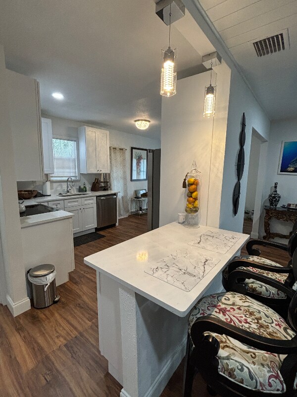 Building Photo - 402 Hillside Ave