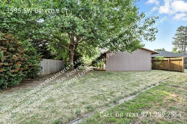 Building Photo - 1595 SW Brixton Ct
