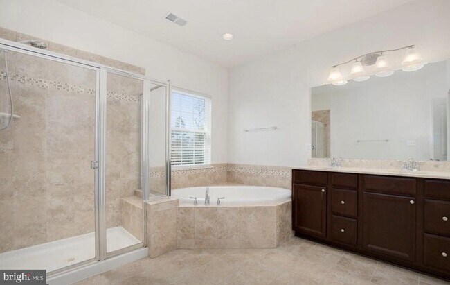 Building Photo - 22889 Lacey Oak Terrace