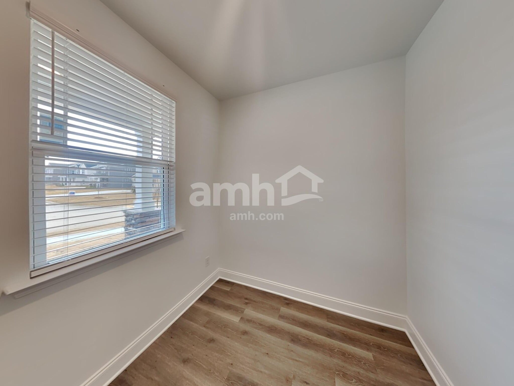 Building Photo - 115 Broadmoor Dr