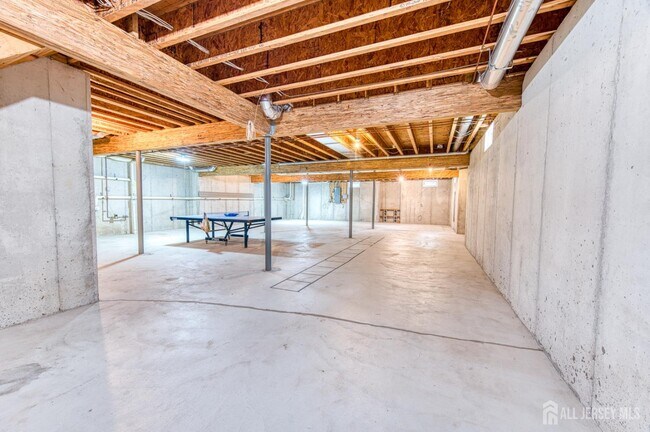 Building Photo - 3 Owls Way