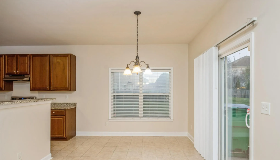 Building Photo - 6635 Ruth Ferrell Ct