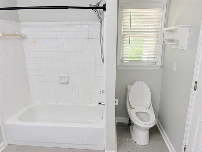 Building Photo - 6730 Wolford Ct