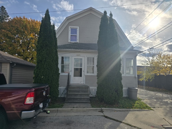 Building Photo - 12415 W Derby Pl