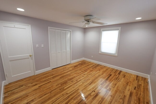 Building Photo - 33 Paragon Rd