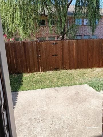 Building Photo - 10288 Darkwood Dr