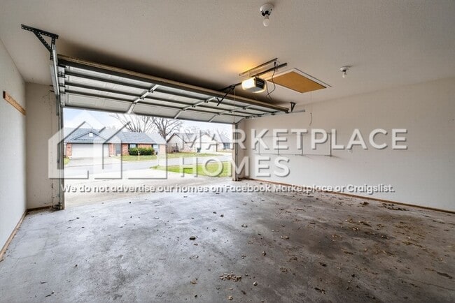 Building Photo - 4309 W Patrick St